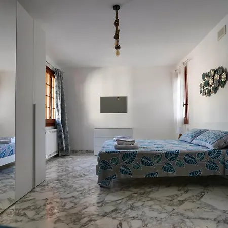 Da Vinci Mini Con Piscina